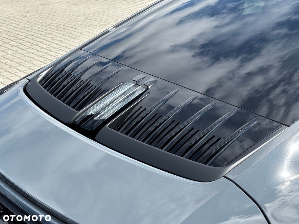 Porsche 911 - 8