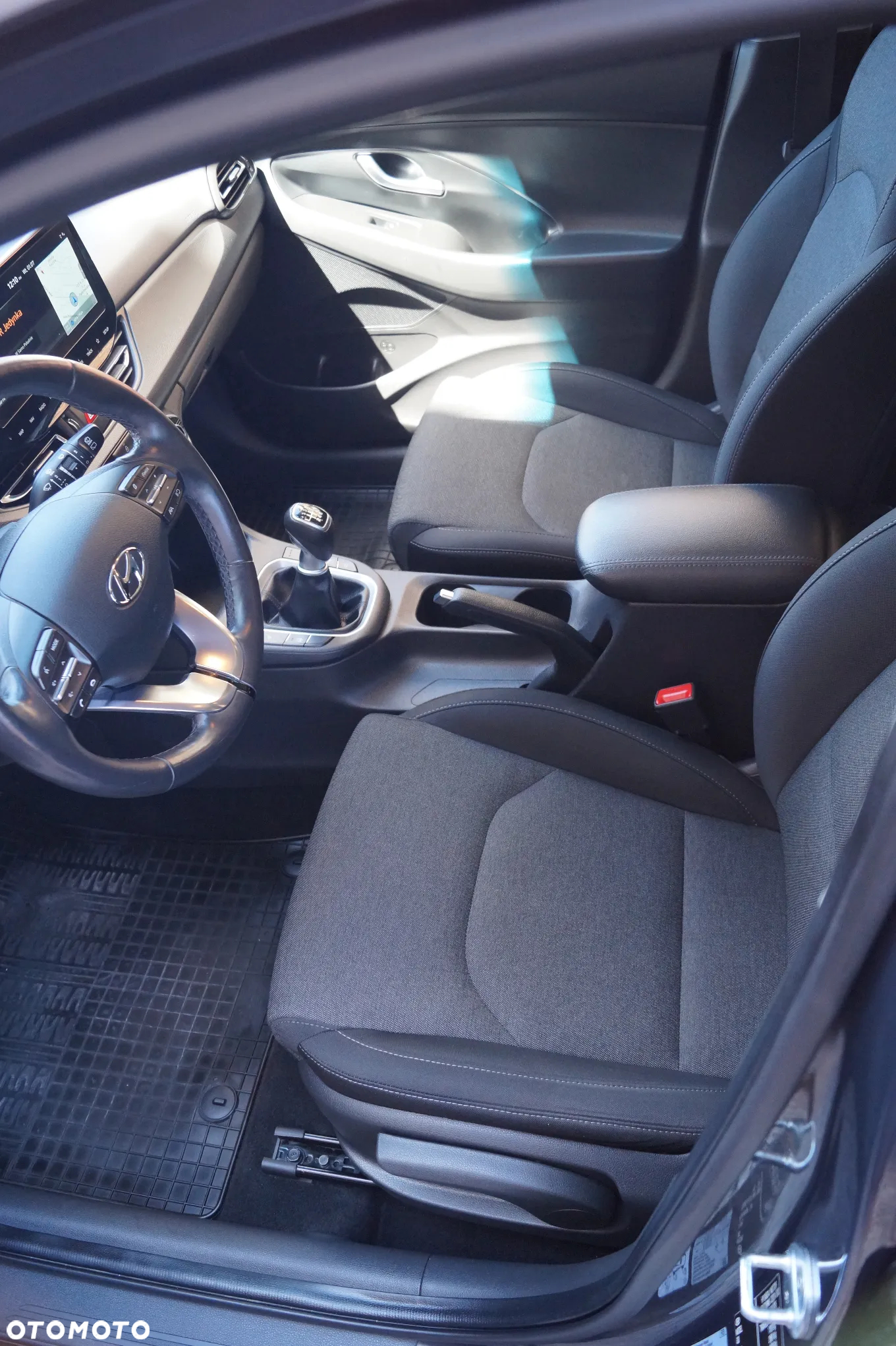 Hyundai i30 1.5 DPI Smart - 6