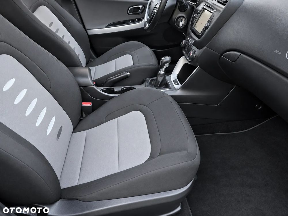 Kia Ceed 1.6 GDI Dream Team Edition - 20