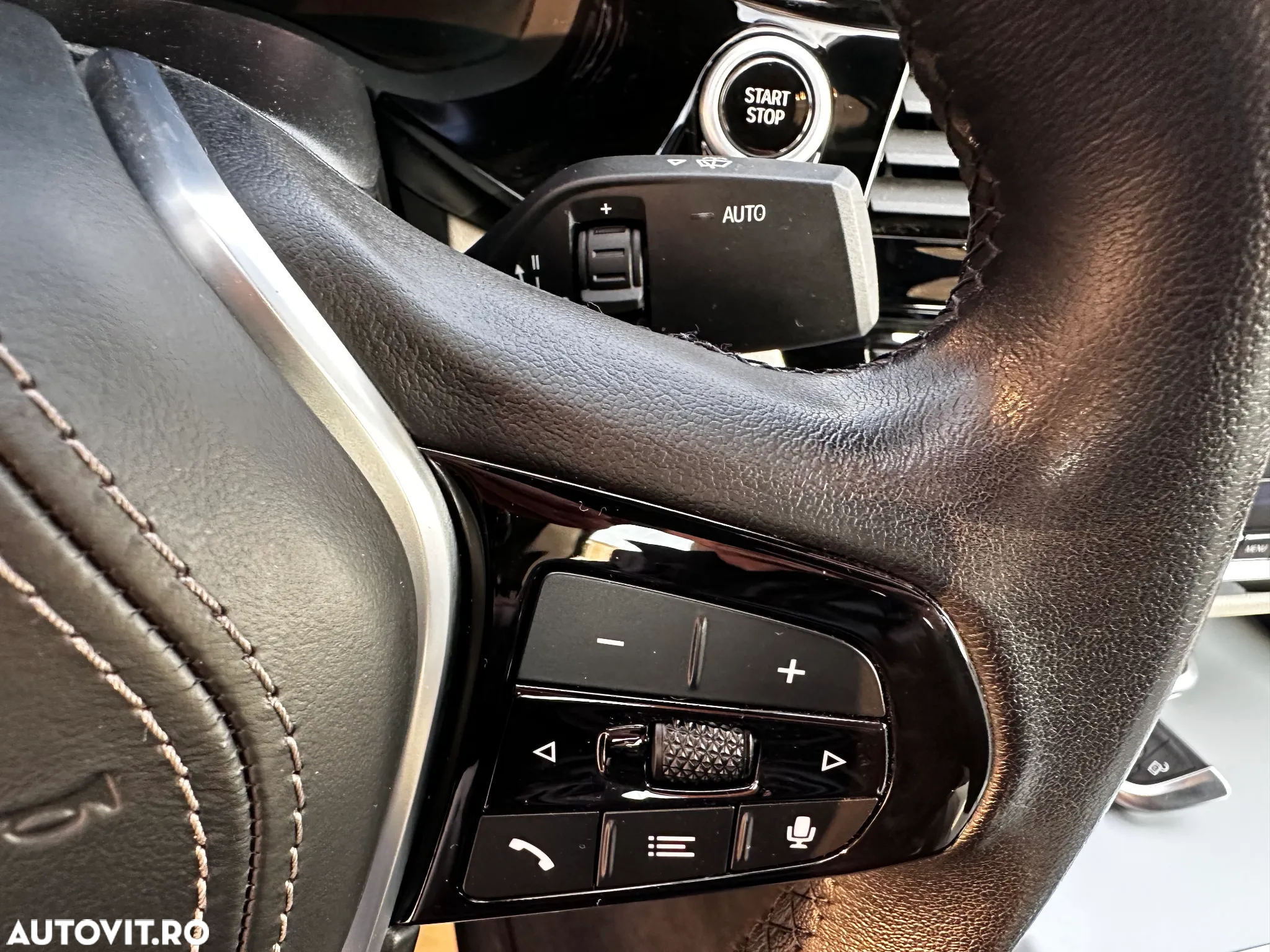 BMW Seria 5 530e Aut. Luxury Line - 25