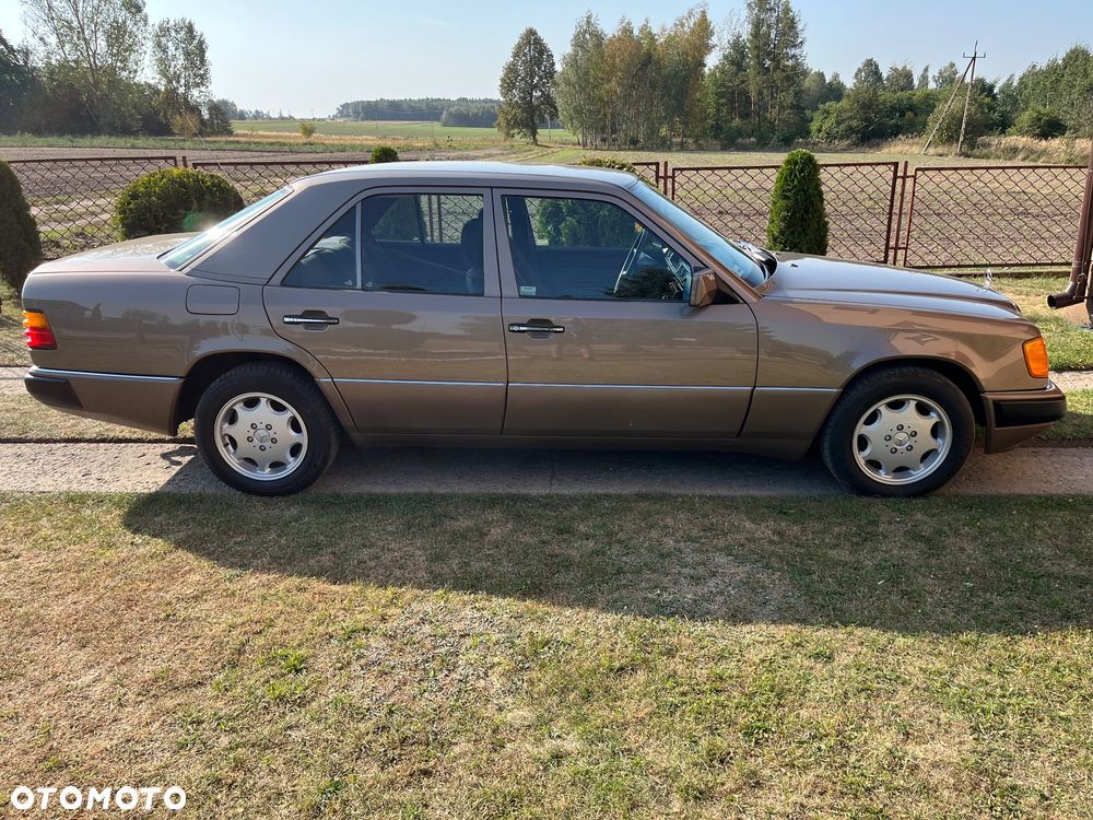 Mercedes-Benz W124 (1984-1993) - 6