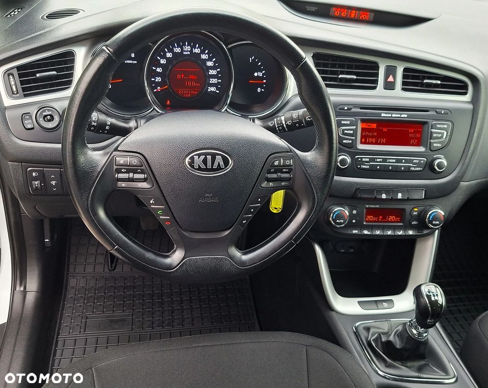 Kia Ceed 1.6 GDI Edition 7 - 6