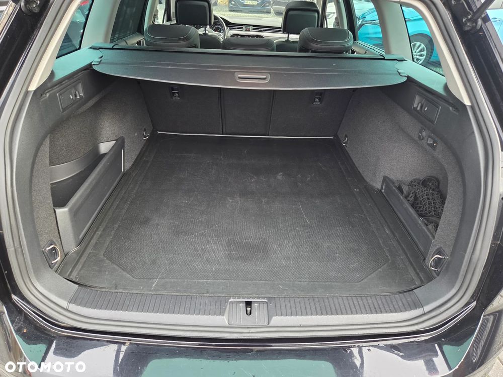 Volkswagen Passat 2.0 TDI Bi-Turbo BMT 4Mot Highline DSG - 13