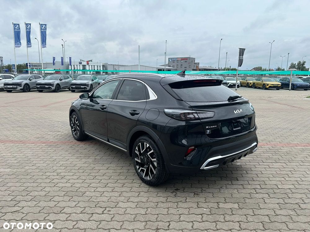Kia XCeed 1.6 T-GDI Tribute DCT - 6