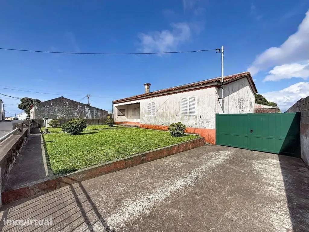 Moradia T3+1 térrea com garagem, jardim e amplo terreno — Aflitos, Fen - Grande imagem: 3/55