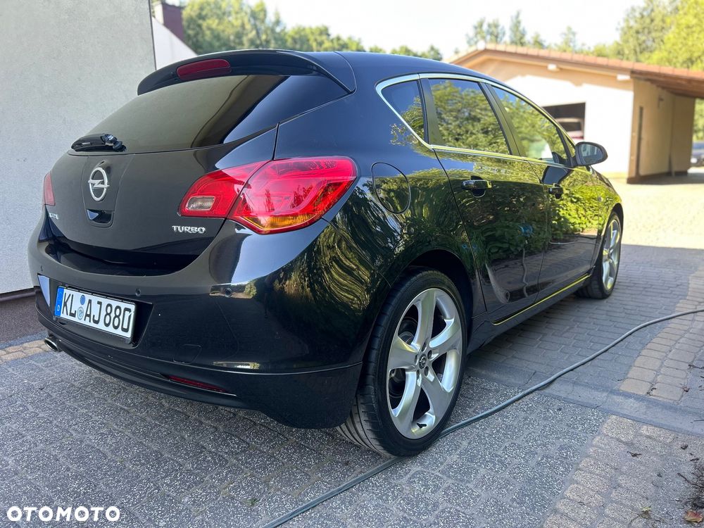 Opel Astra 1.4 T Sport - 9