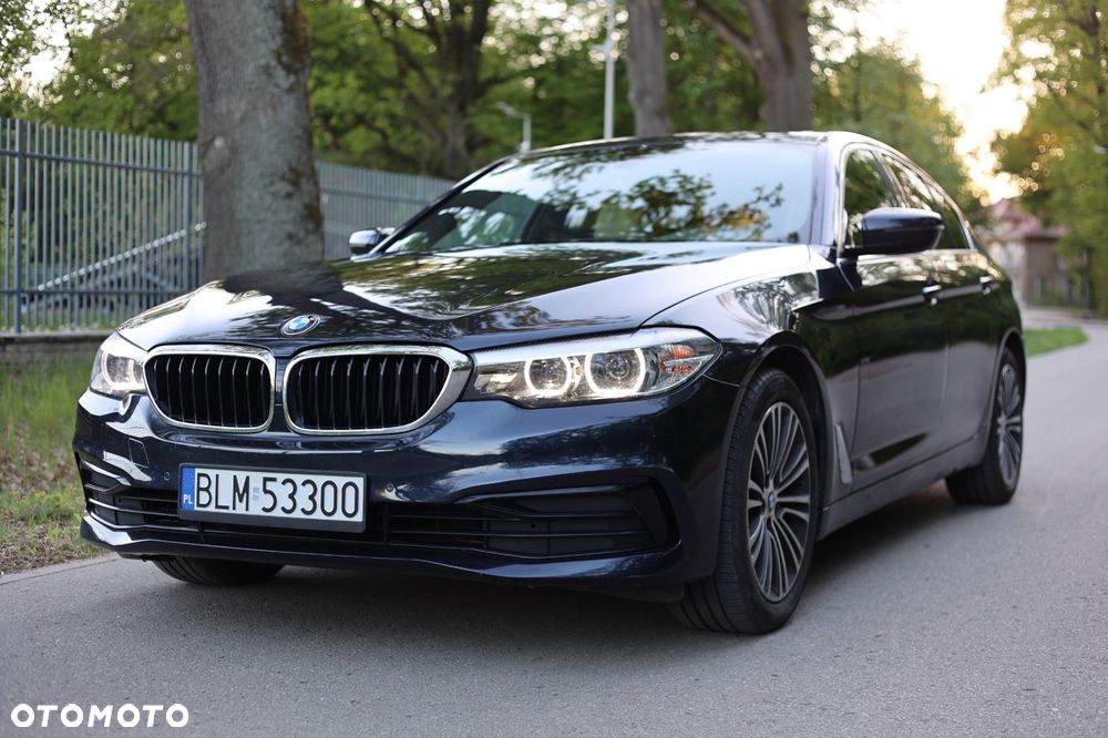 BMW Seria 5 530i xDrive Luxury Line sport - 4