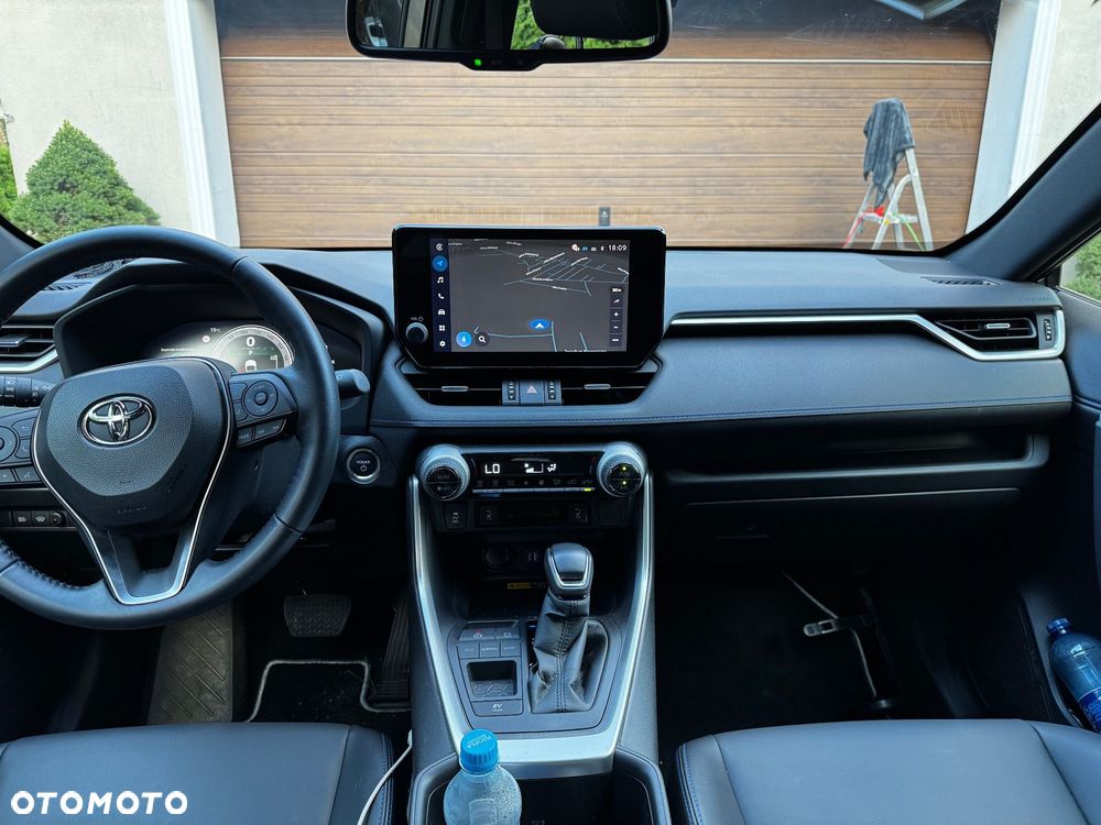 Toyota RAV4 - 4