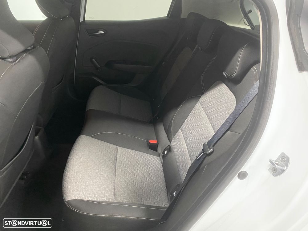 Renault Clio 1.0 TCe Evolution - 11