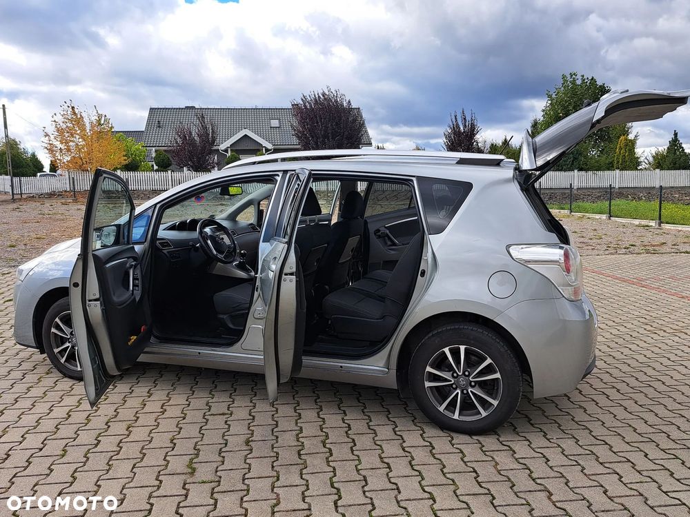 Toyota Verso 1.8 Premium EU5 7os - 7