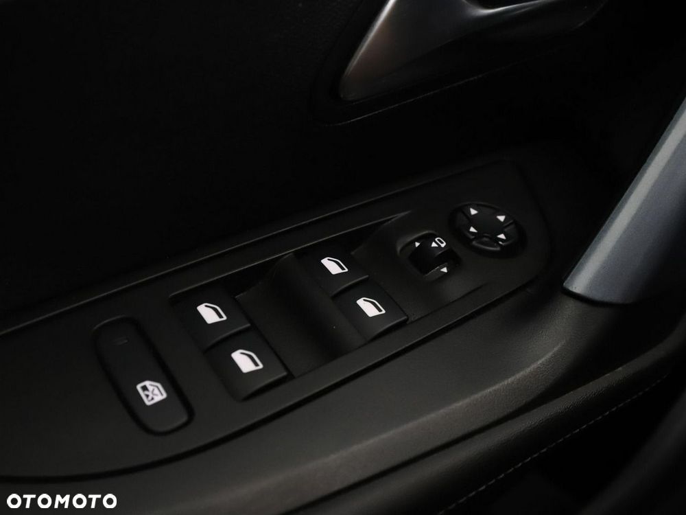 Peugeot 2008 PureTech 130 Allure - 36