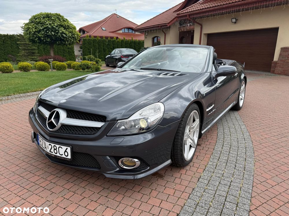 Mercedes-Benz SL - 1