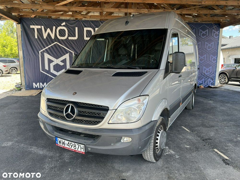 Mercedes-Benz Sprinter - 1