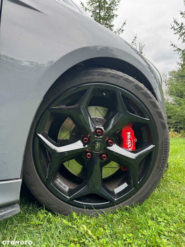 Ford Focus - 4
