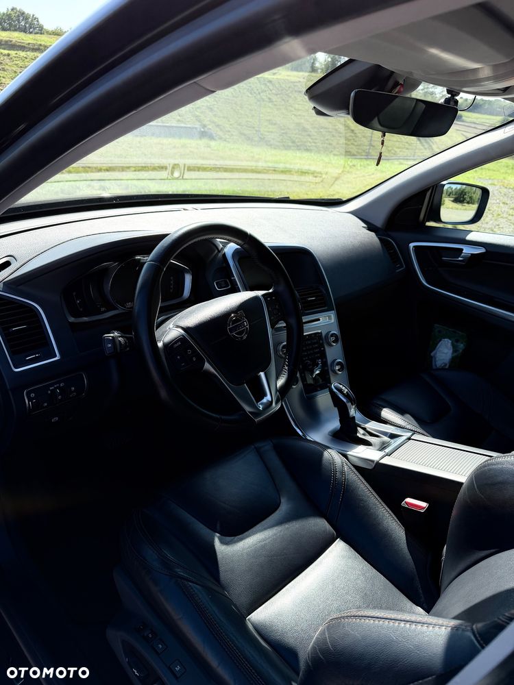 Volvo XC 60 D4 Drive-E Summum - 11