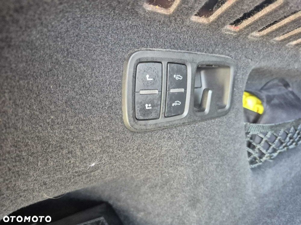 Audi Q8 45 TDI mHEV Quattro Tiptronic - 36