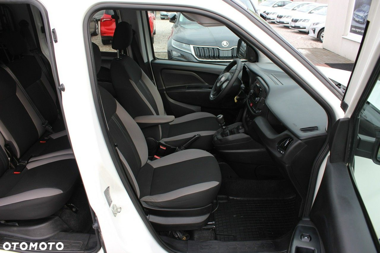 Fiat Doblo - 11