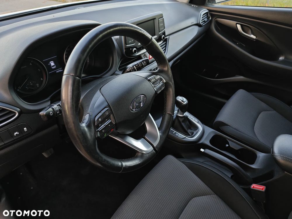 Hyundai i30 1.6 CRDi Comfort - 22