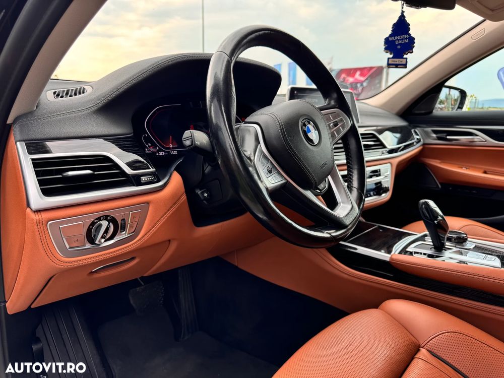 BMW Seria 7 740d xDrive - 13