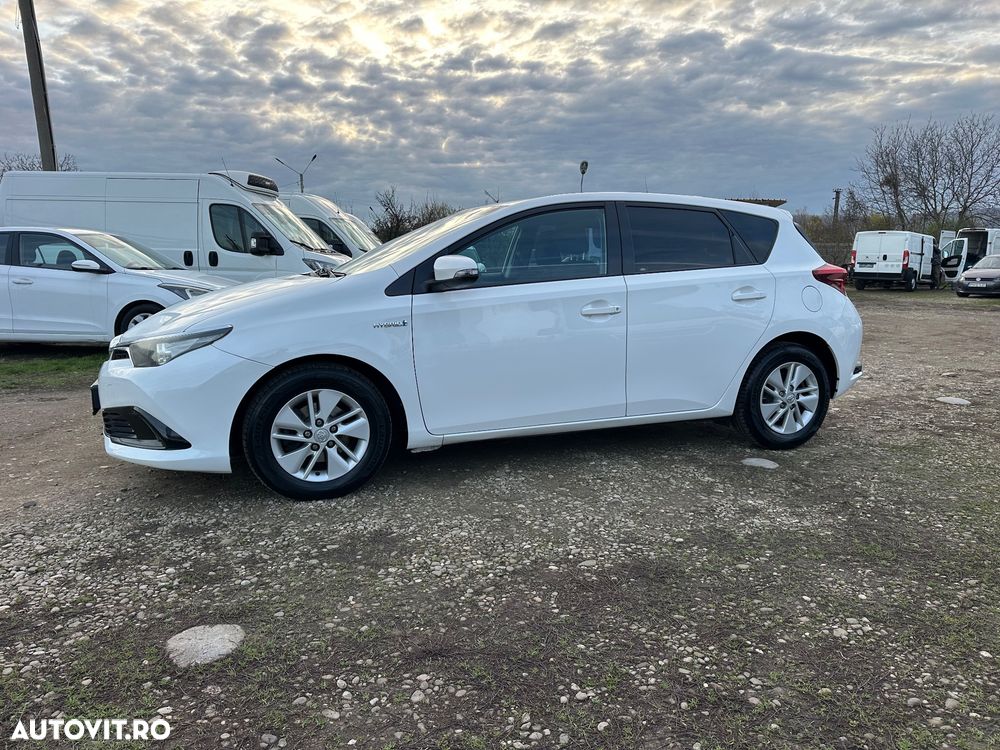 Toyota Auris 1.8 L VVT-i Hybrid Sol + - 19