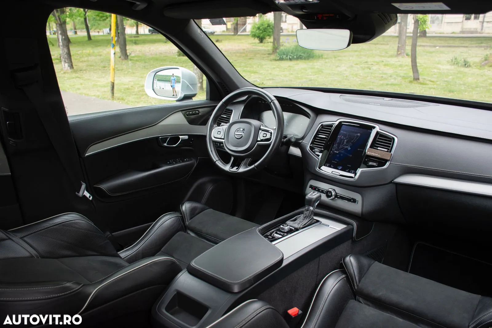 Volvo XC 90 D5 AWD Geartronic RDesign - 15