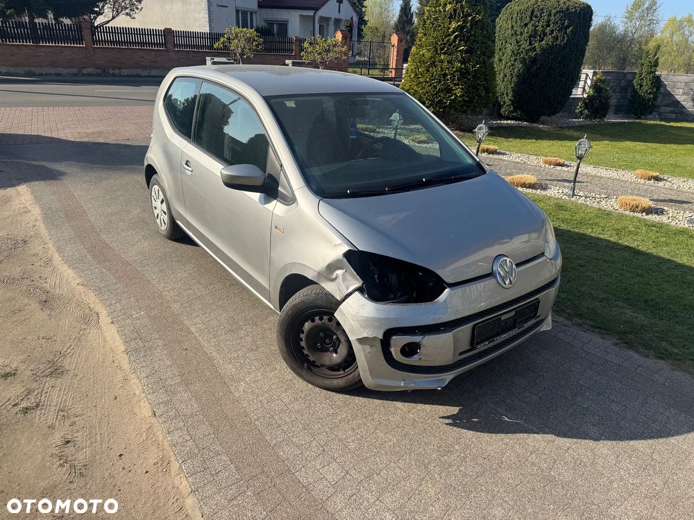 Volkswagen up! Active - 14