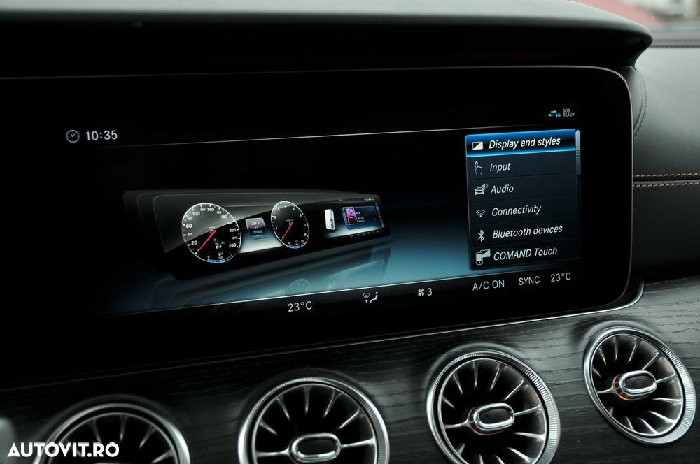 Mercedes-Benz CLS - 22
