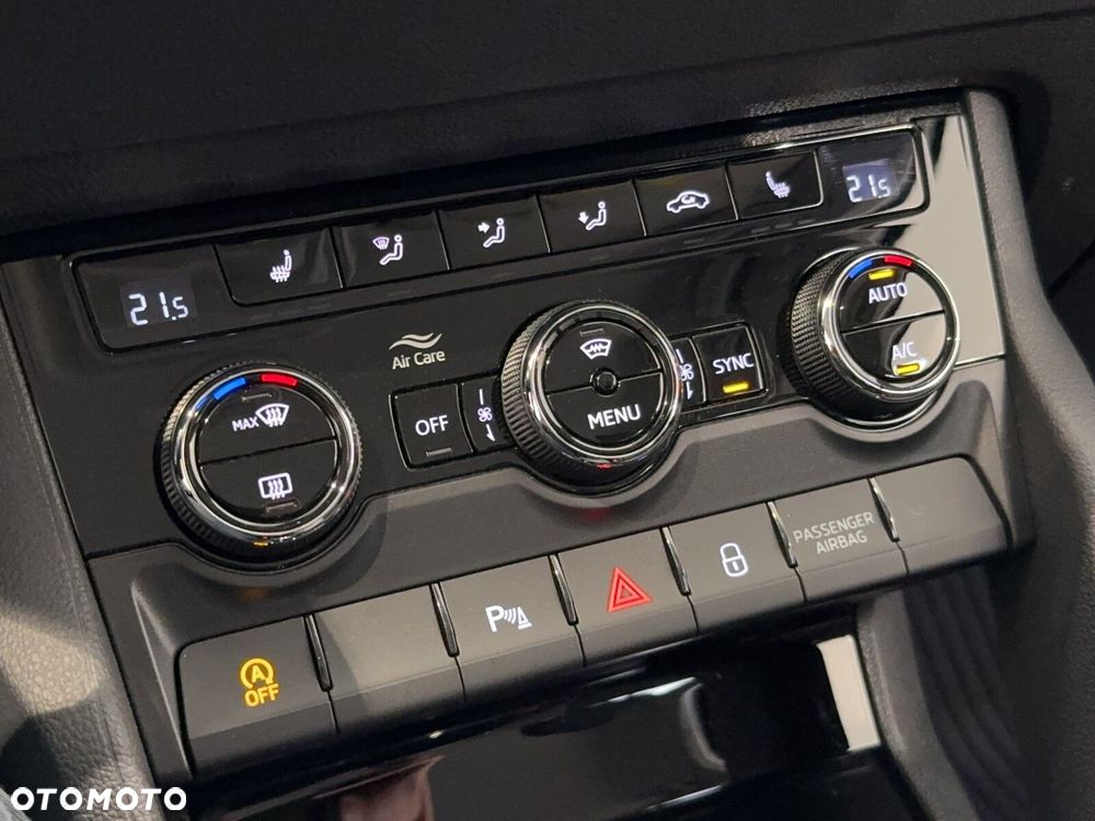 Skoda Karoq 1.5 TSI ACT Style DSG - 29