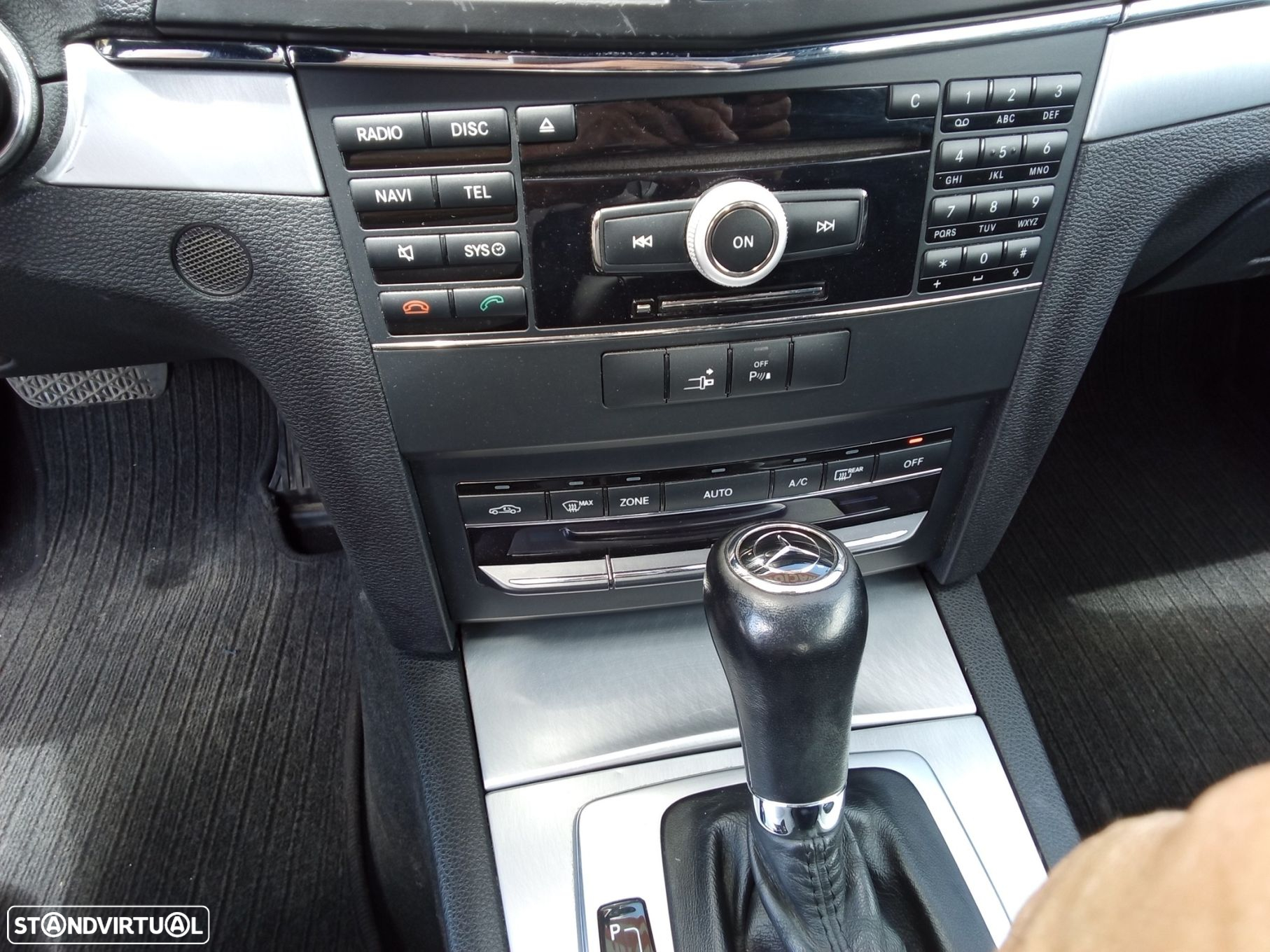 Mercedes-Benz E 250 CDi Avantgarde BlueEfficiency Auto. - 13