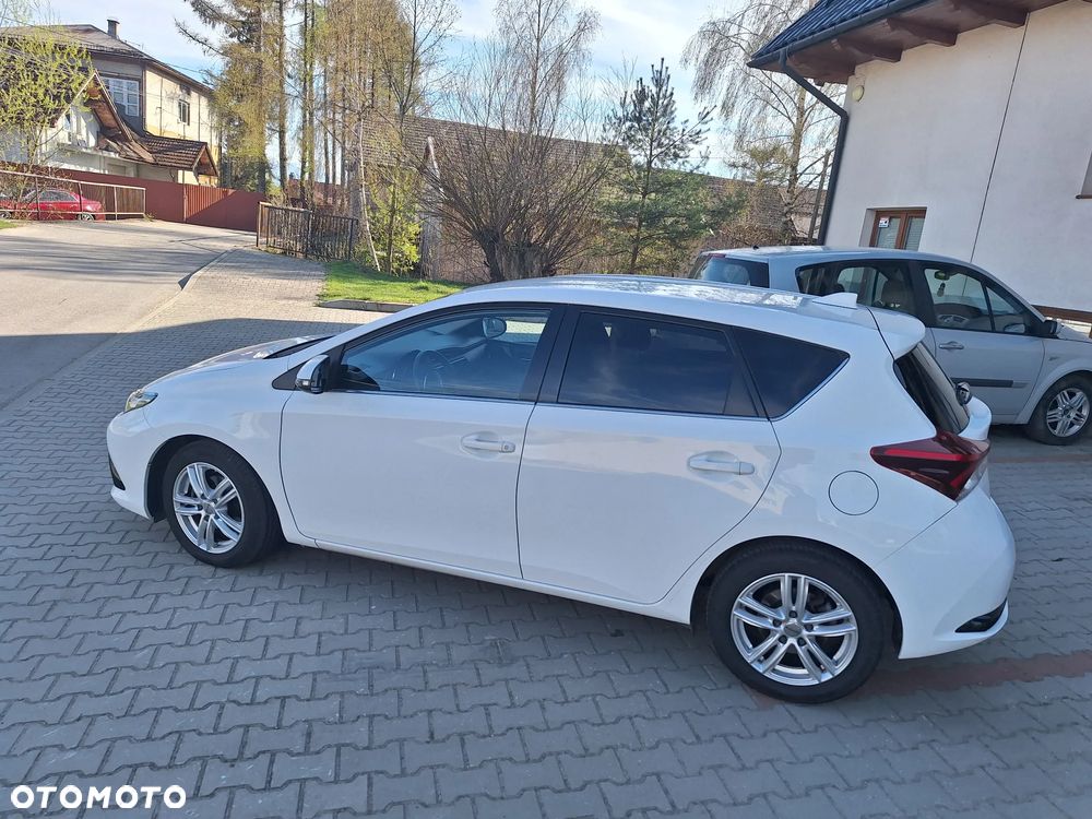 Toyota Auris 1.2 Turbo Design Edition - 12