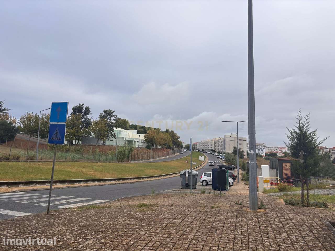 Espaço p/ Serviços - Quinta da Parreirinha - Grande imagem: 4/10
