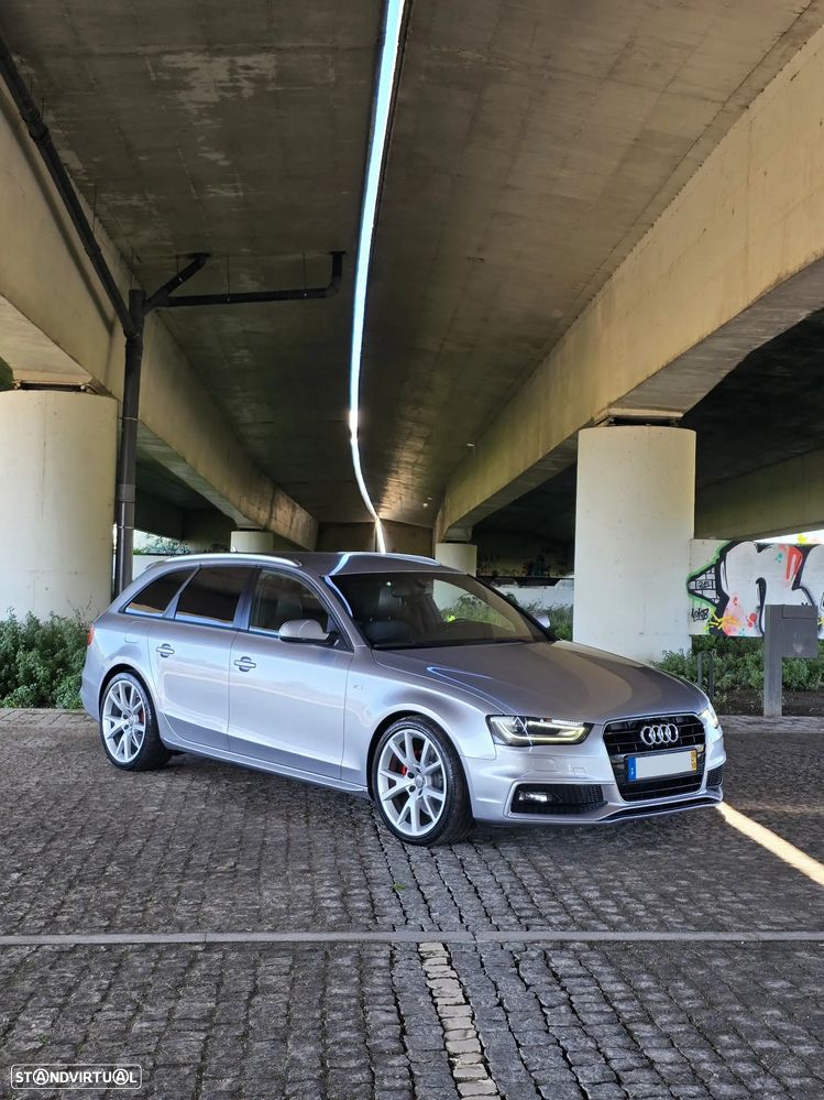 Audi A4 2.0 TDI multitronic S-line - 25