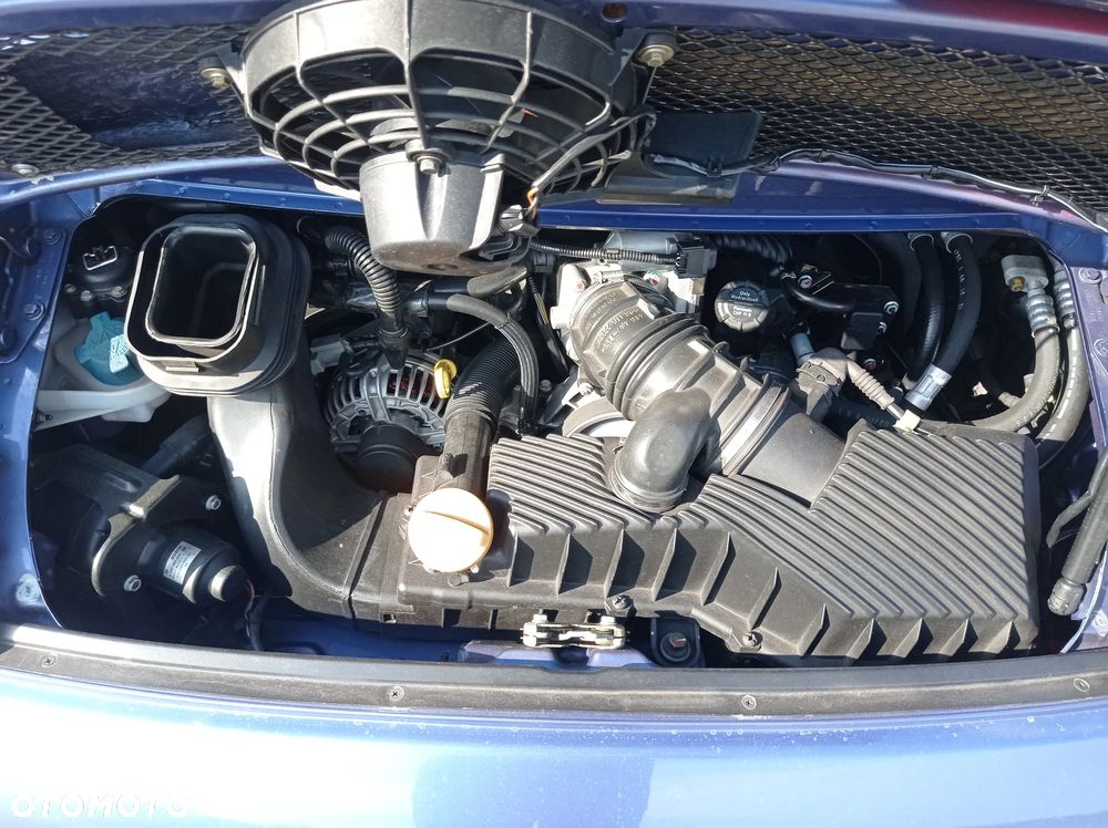 Porsche 911 Carrera - 17