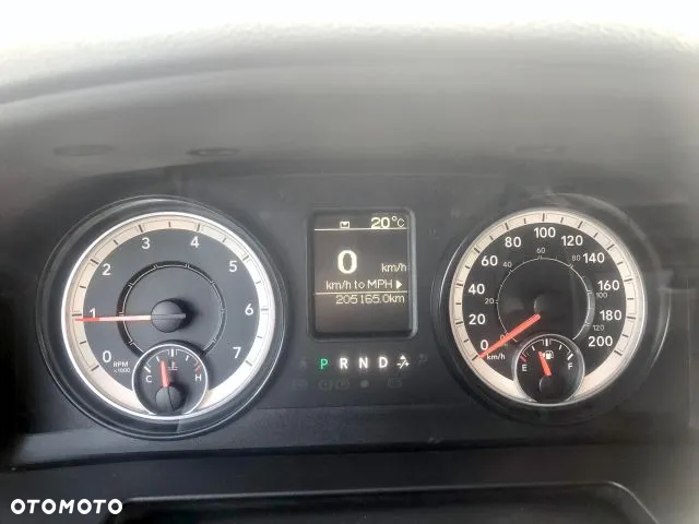 Dodge RAM 1500 5.7 4x4 - 24