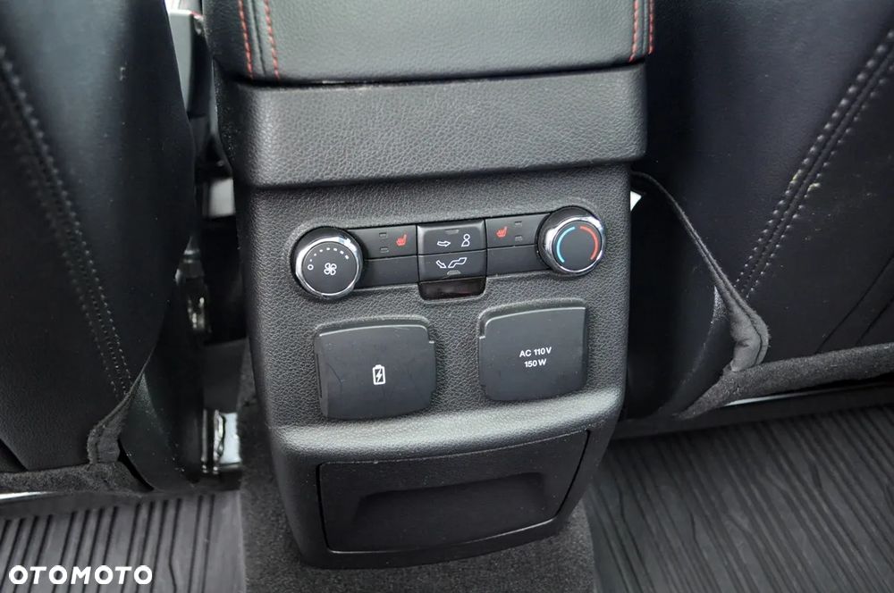 Ford Explorer - 29