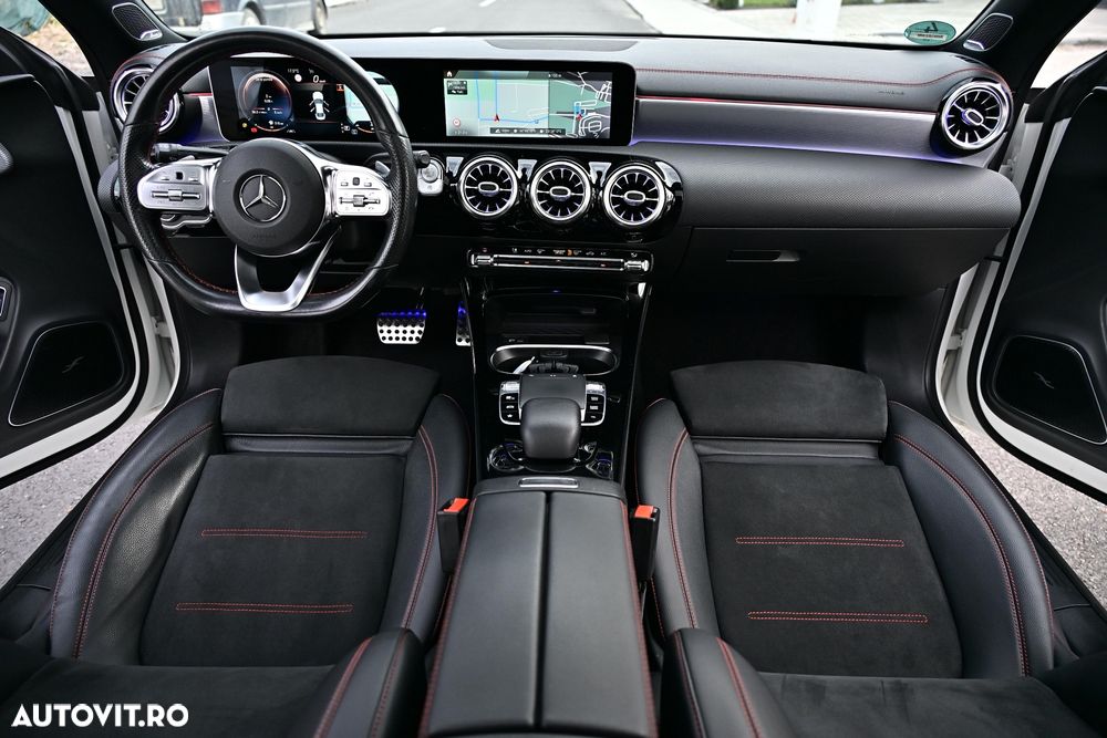 Mercedes-Benz CLA 250 7G-DCT AMG Line - 11