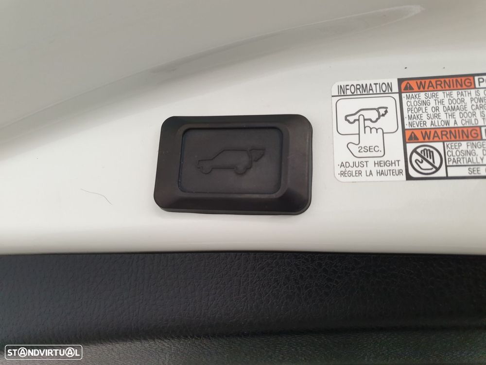 Toyota RAV4 2.5 HDF Plug-in Square Co.AWD-i - 27