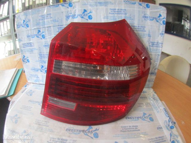 Farol Tras 63210397035 63216924502 89074724 BMW SERIE 1 E87 FASE 2 2009 2.0D 116 115CV 5P PRETO DRT VALEO - 1