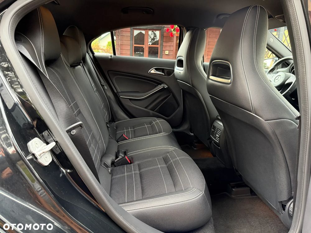 Mercedes-Benz Klasa A 200 (BlueEFFICIENCY) 7G-DCT Urban - 20