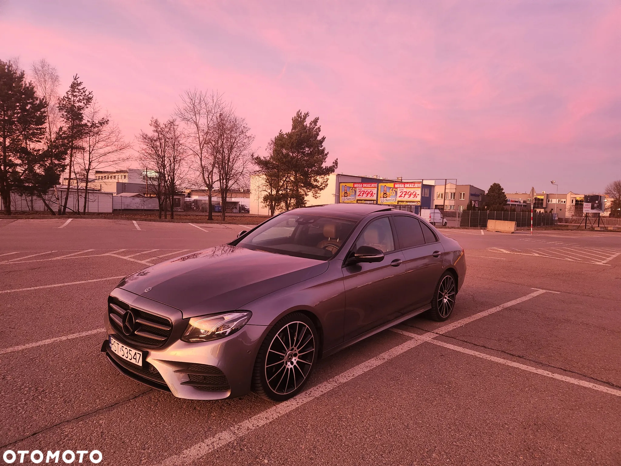 Mercedes-Benz Klasa E 220 d 9G-TRONIC AMG Line - 28