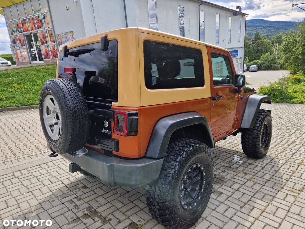 Jeep Wrangler - 4