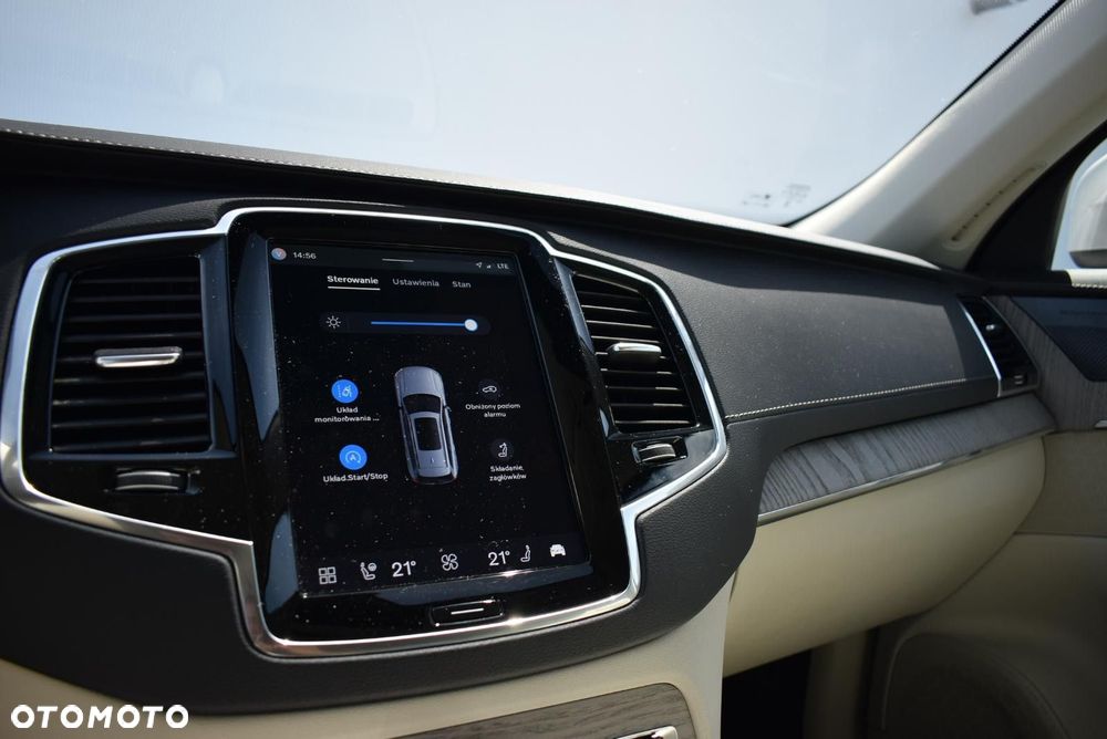 Volvo XC 90 - 28