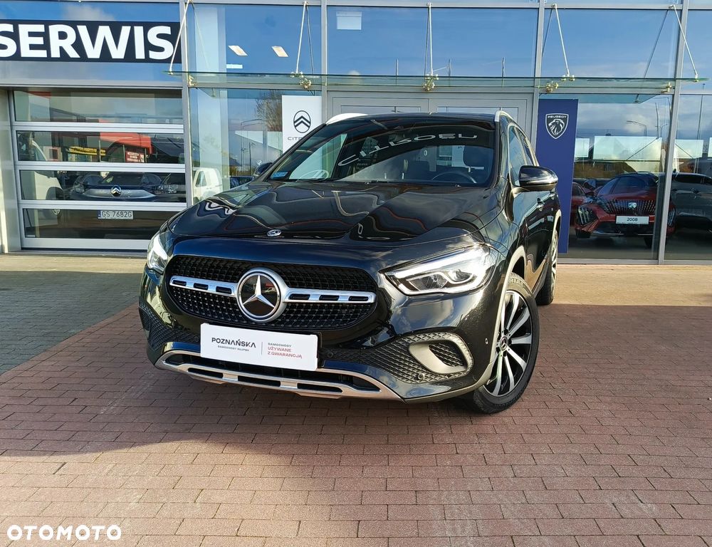 Mercedes-Benz GLA 200 Style - 1