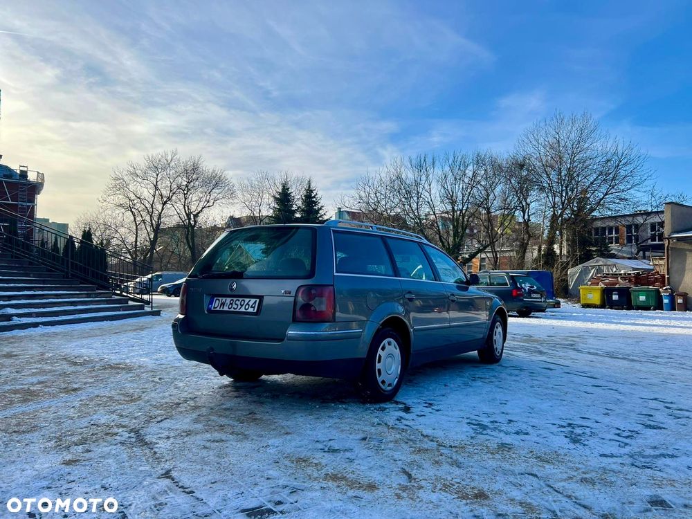 Volkswagen Passat - 8