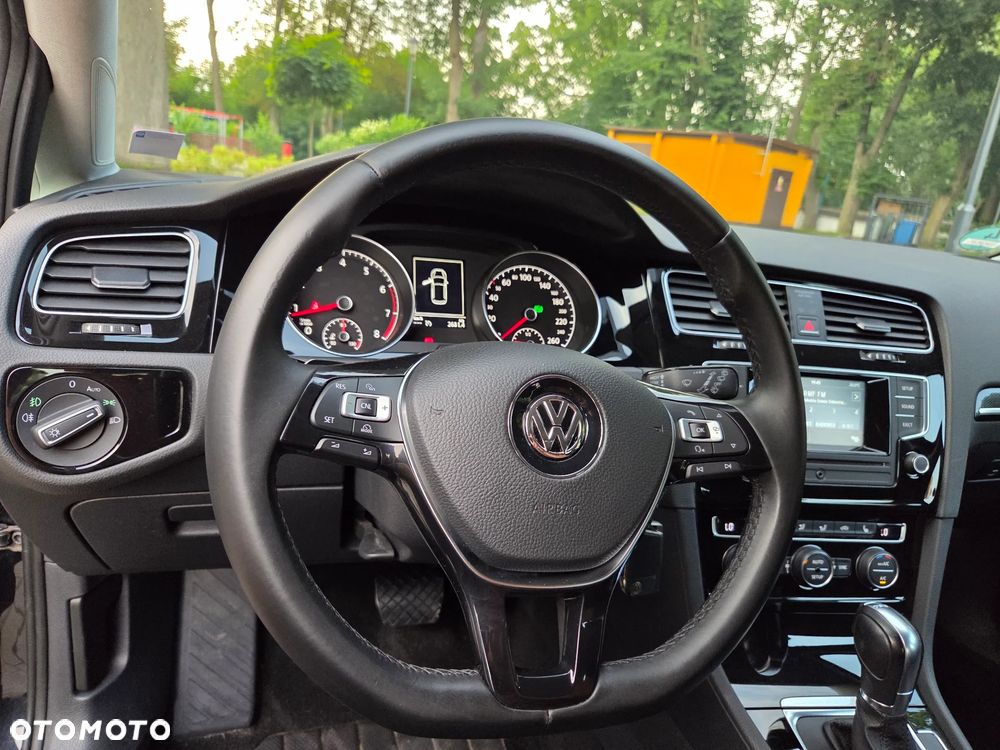 Volkswagen Golf 1.4 TSI BlueMotion Technology DSG Highline - 13