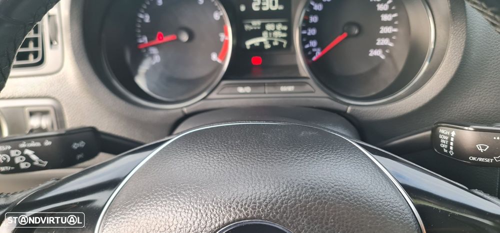 VW Polo 1.0 Confortline - 26