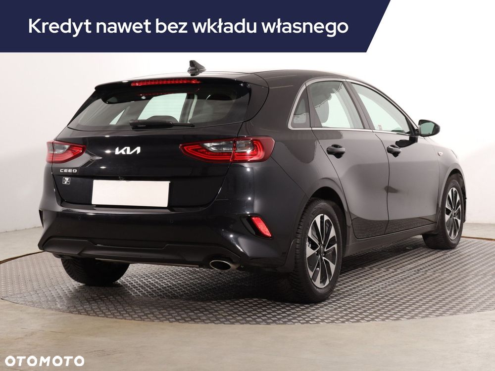 Kia Ceed - 7