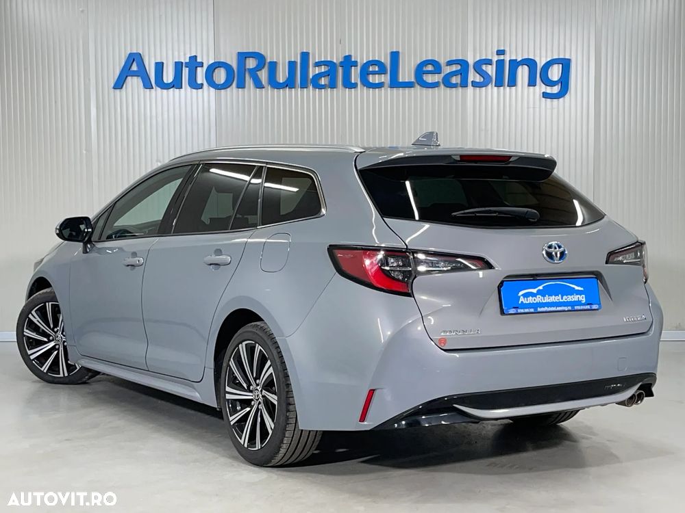 Toyota Corolla - 4