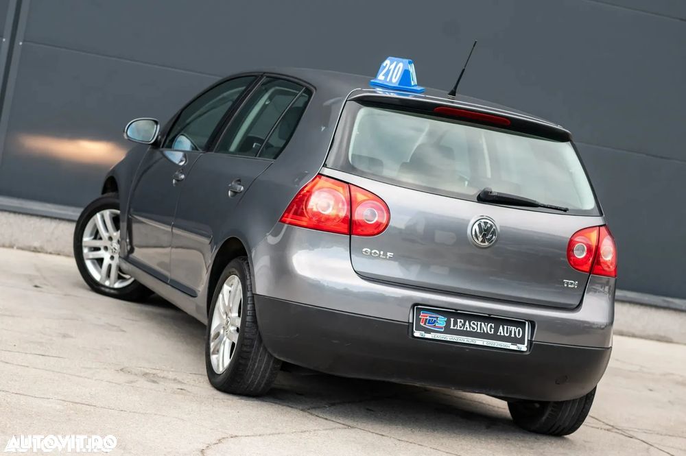 Volkswagen Golf 1.9 TDI Trendline - 4