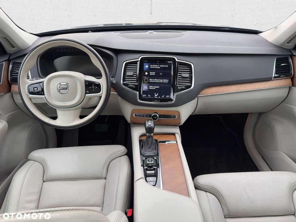 Volvo XC 90 - 14